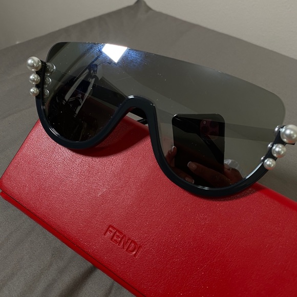 Fendi Accessories - Fendi Mirrored Sunglasses